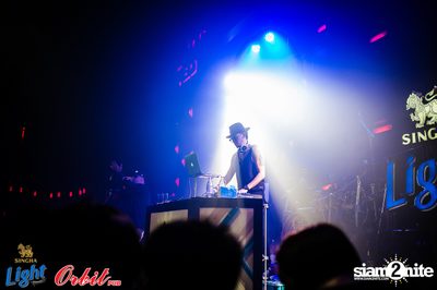 Singha Light pres. Lights Out Party at Orbit Pub — photo 175