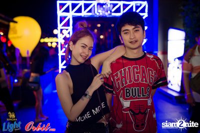 Singha Light pres. Lights Out Party at Orbit Pub — photo 186