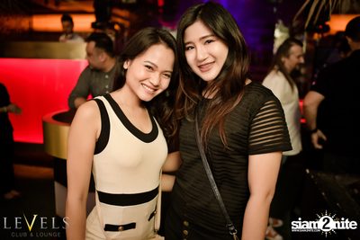 Paris Blohm ที่ เลเวลส์ — photo 31