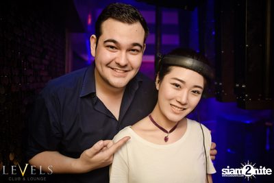 Paris Blohm ที่ เลเวลส์ — photo 122