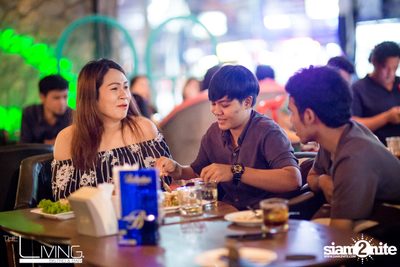Mild Live at The Living Bistro & Bar Pattaya — photo 40