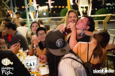 Happy Fish Party ที่ แฮปปี้ ฟิช ที่ เอเชียทีค — photo 69