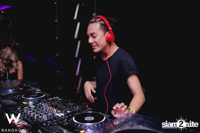 I'm Single So What? Valentine's Day Party at W Bangkok — photo 67