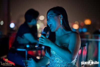 Love is in the Air at Octave Rooftop Bar — photo 4
