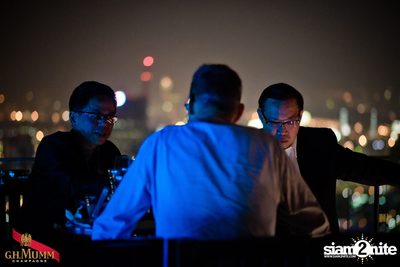 Love is in the Air at Octave Rooftop Bar — photo 14