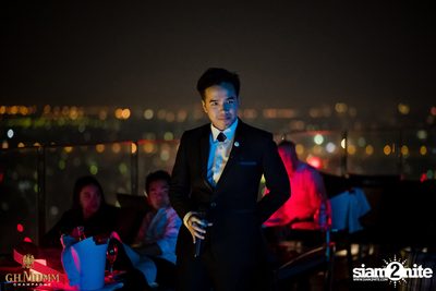 Love is in the Air at Octave Rooftop Bar — photo 17