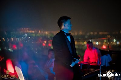 Love is in the Air at Octave Rooftop Bar — photo 18