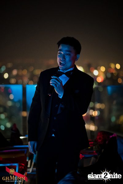Love is in the Air at Octave Rooftop Bar — photo 21