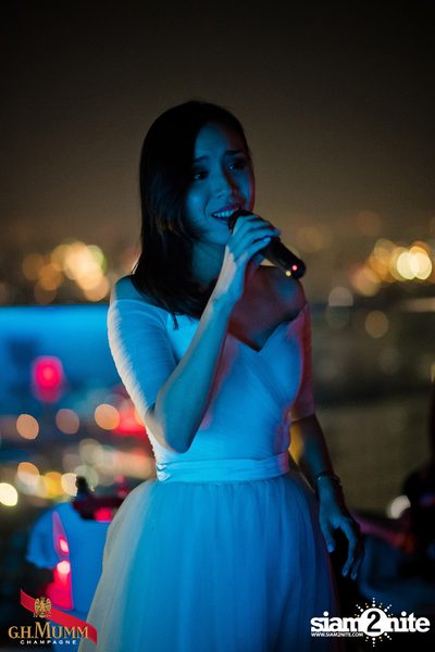 Love is in the Air at Octave Rooftop Bar — photo 31