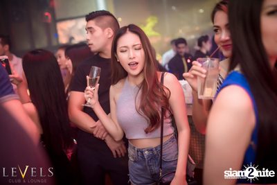 Bloody Valentines ที่ เลเวลส์ — photo 79