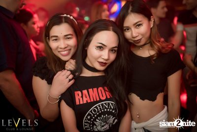 Bloody Valentines ที่ เลเวลส์ — photo 83