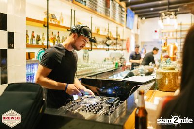 Love in Nocturnes at Brewski | Radisson Blu Plaza — photo 36