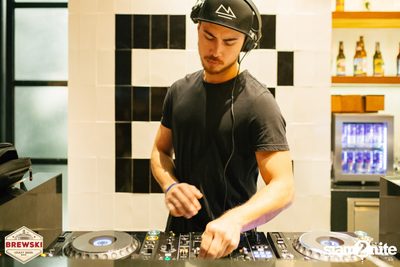 Love in Nocturnes at Brewski | Radisson Blu Plaza — photo 38