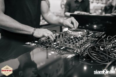 Love in Nocturnes at Brewski | Radisson Blu Plaza — photo 77