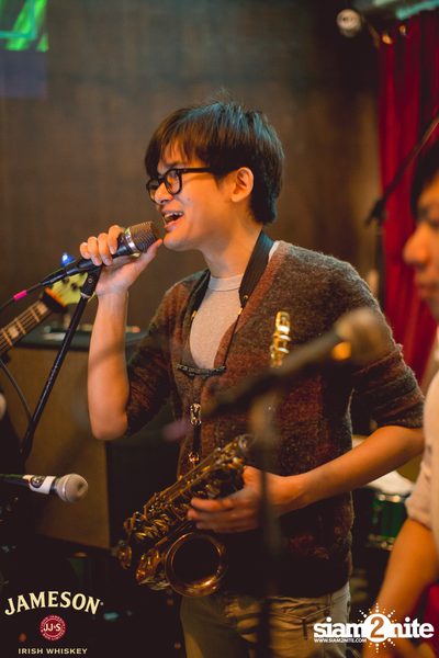 Singto Numchok ที่ โอลเดอร์ — photo 31
