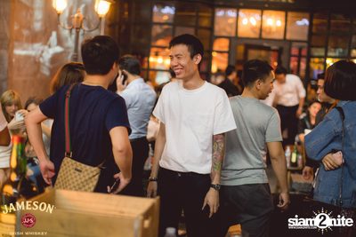 Singto Numchok ที่ โอลเดอร์ — photo 40