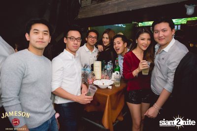Singto Numchok ที่ โอลเดอร์ — photo 71