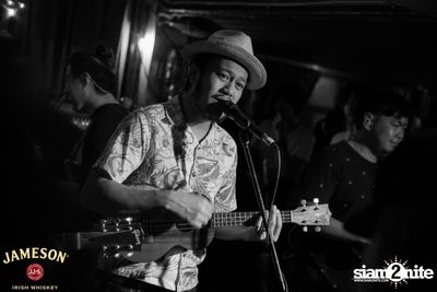 Singto Numchok ที่ โอลเดอร์ — photo 88