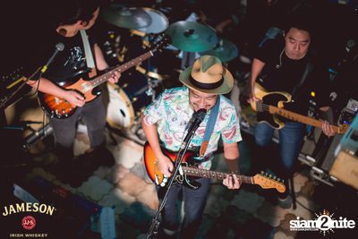 Singto Numchok ที่ โอลเดอร์ — photo 101