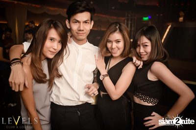NEW_iD ที่ เลเวลส์ — photo 21