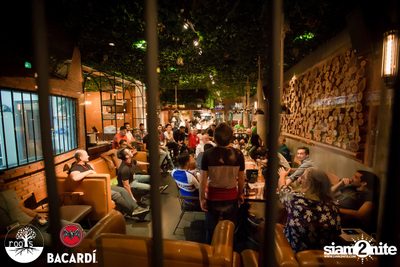 คืนวันเสาร์ ที่ Roots | K-Village — photo 155