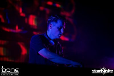 Mike Cervello ที่ โบน (อัลบั้มที่ 1) — photo 12