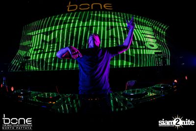 Mike Cervello ที่ โบน (อัลบั้มที่ 1) — photo 16