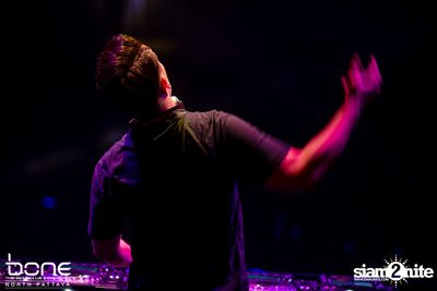 Mike Cervello ที่ โบน (อัลบั้มที่ 1) — photo 92