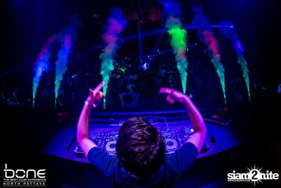 Mike Cervello ที่ โบน (อัลบั้มที่ 1) — photo 95