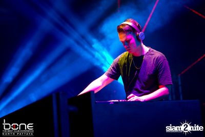 Mike Cervello ที่ โบน (อัลบั้มที่ 2) — photo 59