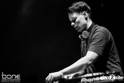 Mike Cervello ที่ โบน (อัลบั้มที่ 2) — photo 60