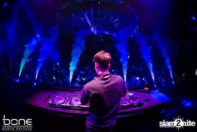 Mike Cervello ที่ โบน (อัลบั้มที่ 2) — photo 61