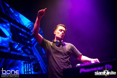 Mike Cervello ที่ โบน (อัลบั้มที่ 2) — photo 68