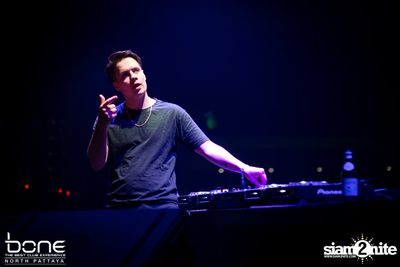 Mike Cervello ที่ โบน (อัลบั้มที่ 2) — photo 87