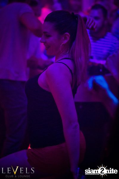 Ladies Night ที่ร้าน เลเวล, สุขุมวิท 11 — photo 41