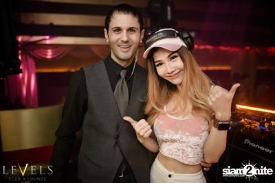 Ladies Night ที่ร้าน เลเวล, สุขุมวิท 11 — photo 55