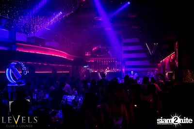 Ladies Night ที่ร้าน เลเวล, สุขุมวิท 11 — photo 65