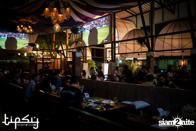 Atom Live Concert at Tipsy Bkk — photo 5