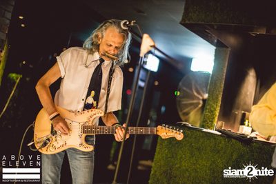 Jenny & The Scallywags Live at Above Eleven — photo 9