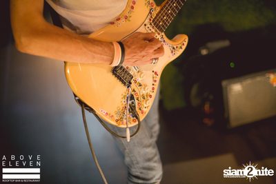 Jenny & The Scallywags Live at Above Eleven — photo 33