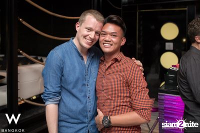 Boys Love Bubbles at W Bangkok — photo 17