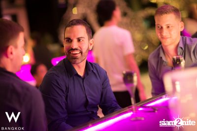 Boys Love Bubbles at W Bangkok — photo 23