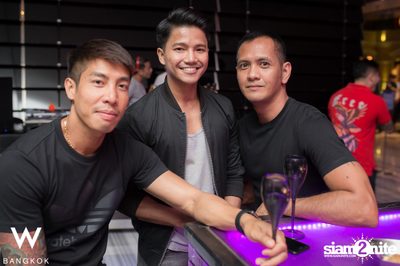 Boys Love Bubbles at W Bangkok — photo 102