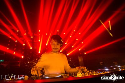DJ King Lady ที่ เลเวลส์ — photo 33