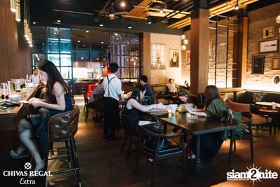 Friday Night at CHOW Cafe & Bar — photo 11