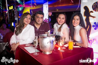 70’s Disco Theme Night ที่ สปาสโซ่, Grand Hyatt Erawan — photo 18