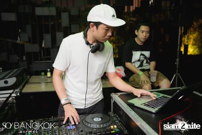 SO POOL PARTY ที่ เดอะ วอเทอร์ คลับ | โซ โซฟิเทล บางกอก — photo 91