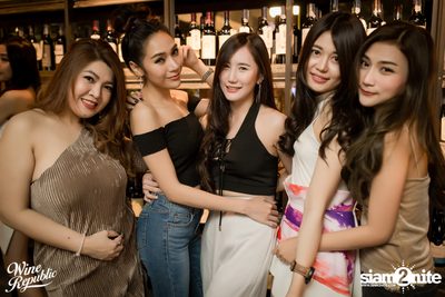 Friday Night at Wine Republic Thonglor — photo 8