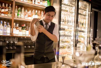 Friday Night at Wine Republic Thonglor — photo 14