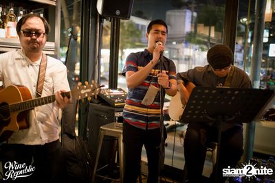 Friday Night at Wine Republic Thonglor — photo 39